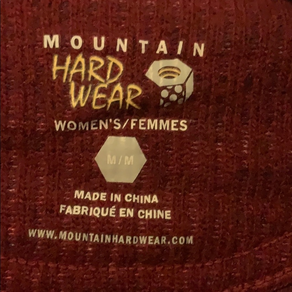 Mountain hardware light pullover!!!!